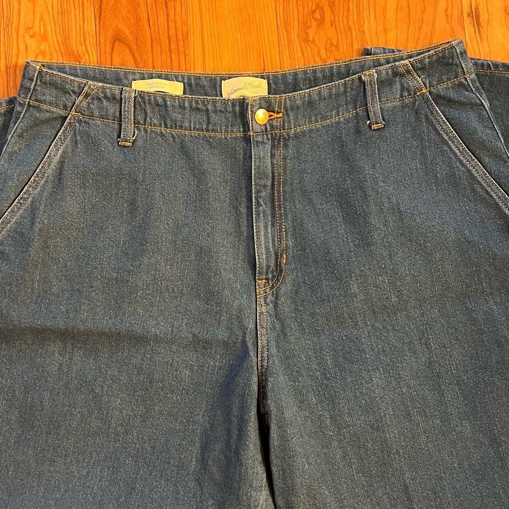 Universal Thread 16/33R Relaxed Straight Wide Leg Jeans Excellent Condition